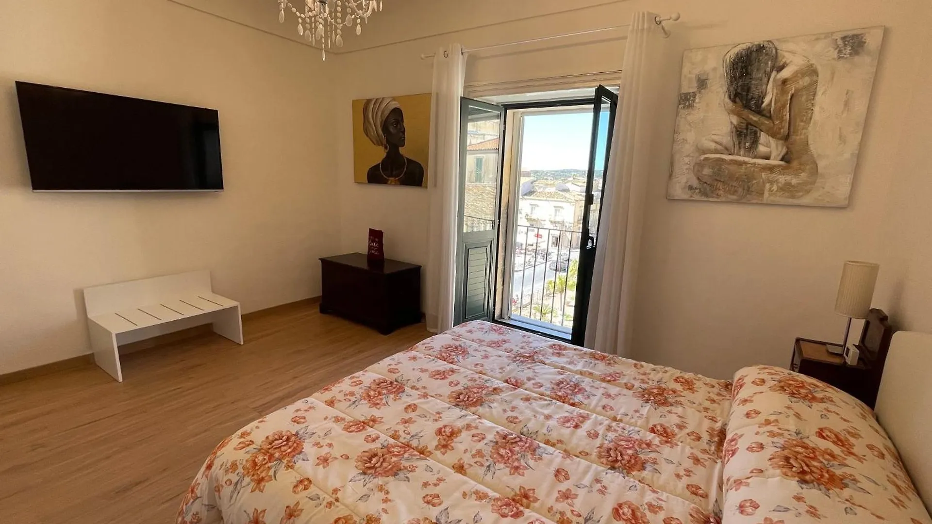 1777 Luxury Suite 노토 펜션